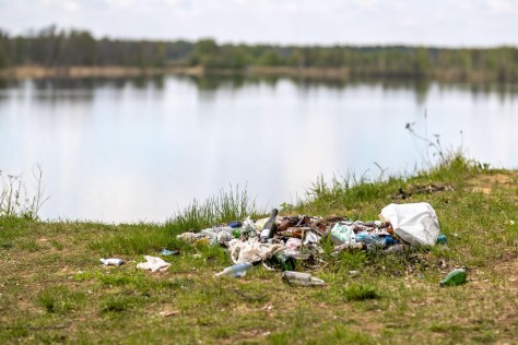 A szombathelyiek szerint elég a szemétből