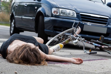 Gyorshajtó ütött el egy ittas kerékpárost?